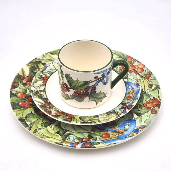 Le Houx Gien France Hollyberries & Blue Ribbon Coffee Cup & Saucer Dessert Plate - Picture 3 of 16